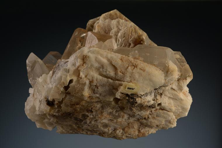 TOPAZ with MUSCOVITE and QUARTZ on ALBITE